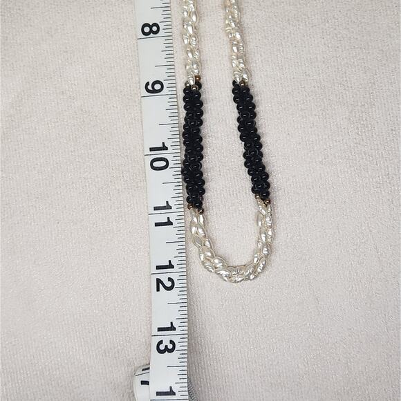 Black & White Twisted Beaded Necklace | Vintage Statement Piece - Picture 7 of 8